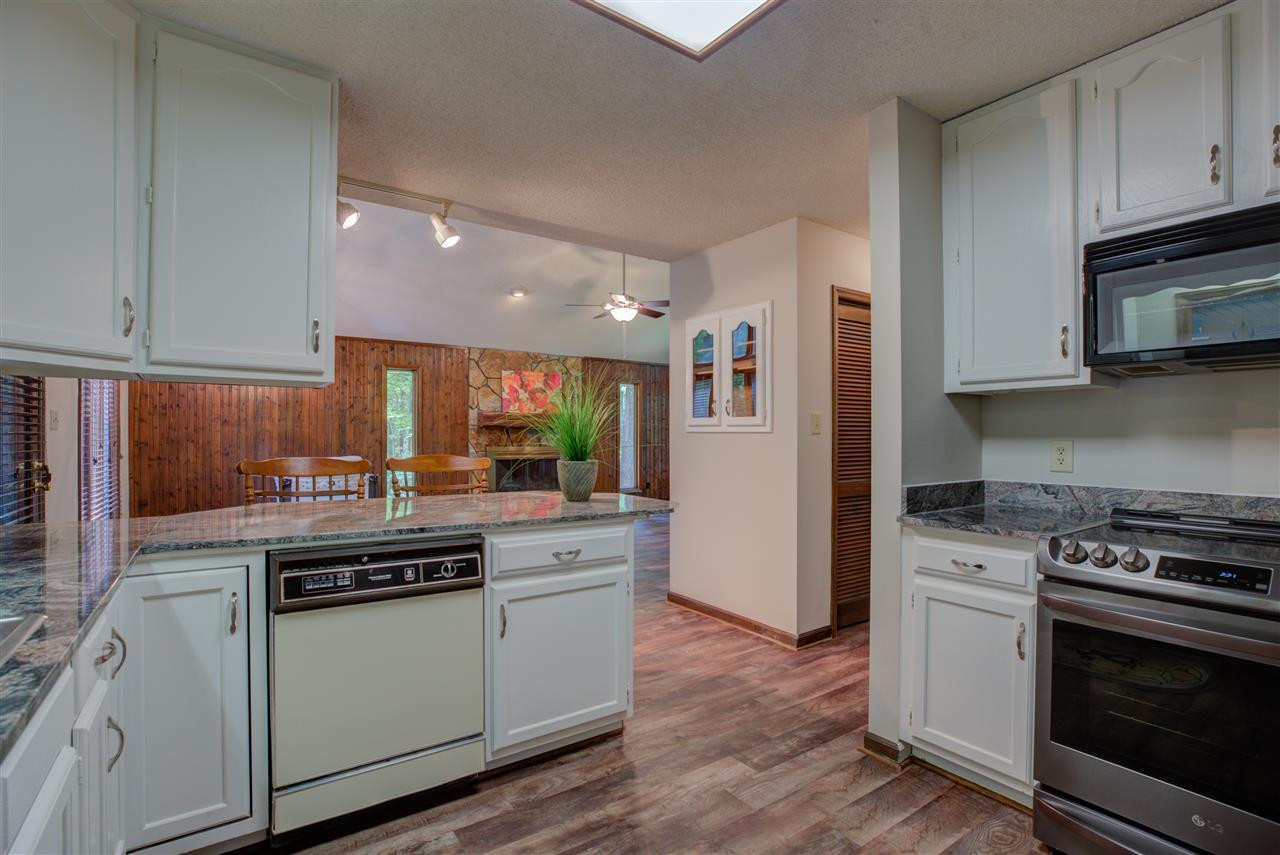 3209 Fieldview Court Raleigh, NC 27607 - Photo 8 of 29 Photo 8