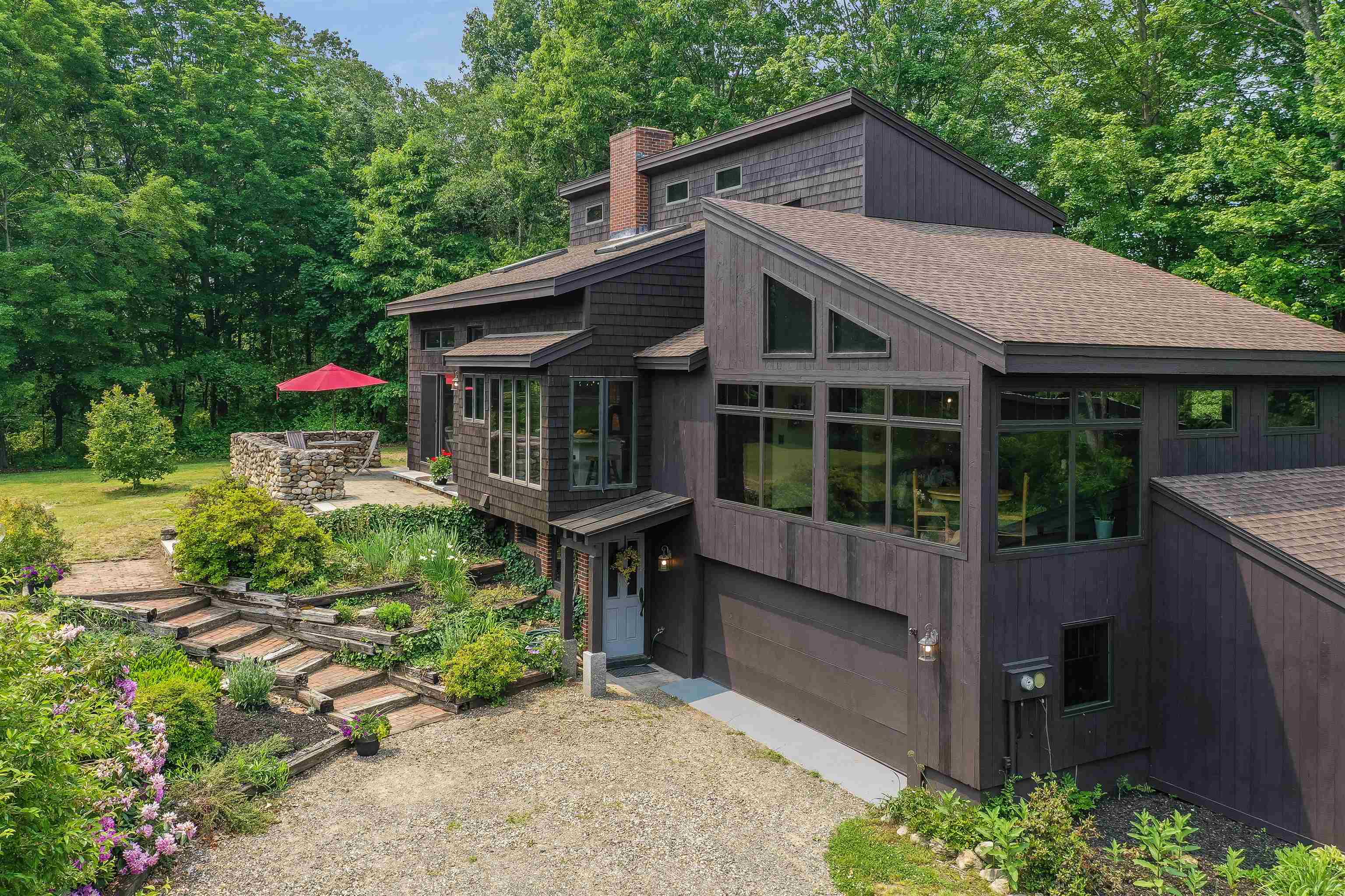 7 Wilton Road Mont Vernon, NH 03057 - Photo 1 of 39