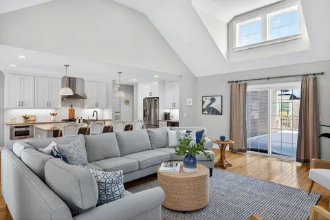 $1,575,900 | 11 Rosewood Circle, Mashpee, MA 02649