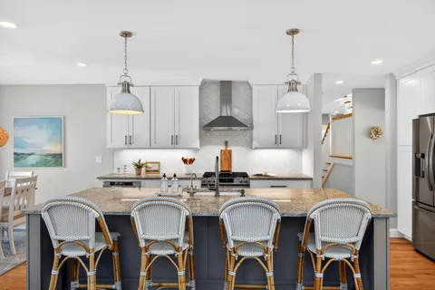 $1,575,900 | 11 Rosewood Circle, Mashpee, MA 02649