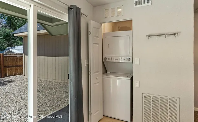 $1,600 | 525 Colorado Street, Unit B, Craig, CO 81625