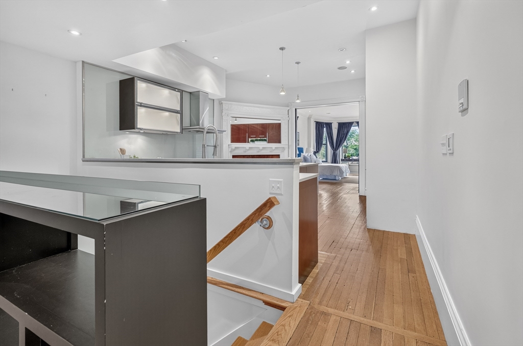 37 Bay State Road, Unit 3 Boston, MA 02215 - Photo 25 of 36