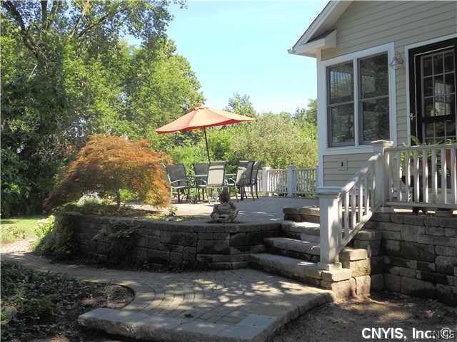 11 Orchard Road Skaneateles, NY 13152 - Photo 22 of 24 Patio/Deck