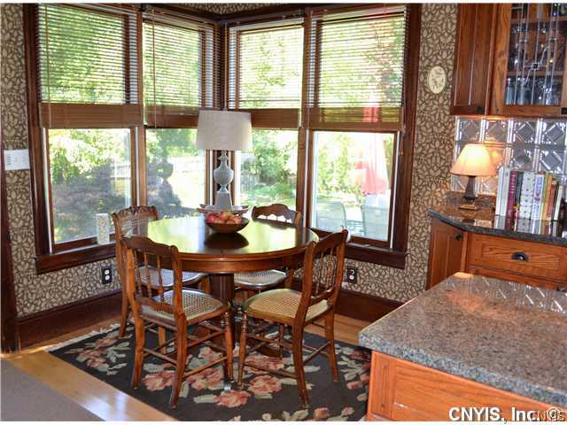 11 Orchard Road Skaneateles, NY 13152 - Photo 10 of 24 Dining Room