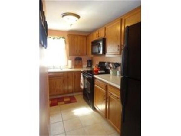 138 Newton Road, Unit 1 Plaistow, NH 03865 - Photo 7 of 19 Gallery Image 7