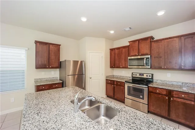 $289,900 | 10834 Wheeler Trace, Hampton, GA 30228