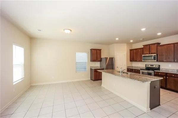 $279,900 | 10834 Wheeler Trace, Hampton, GA 30228