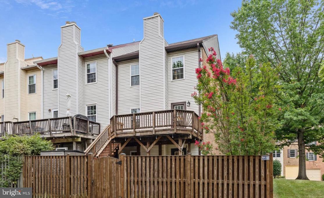 6047 Knights Ridge Way Alexandria, VA 22310 - Photo 20 of 33 Rear Exterior- Fully Fenced Yard