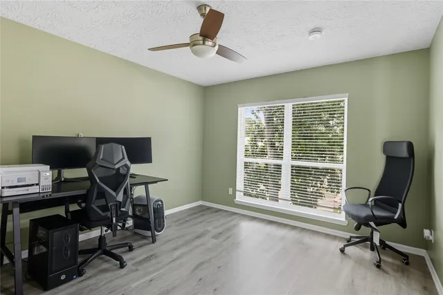 $699,000 | 35 Outervale Place, The Woodlands, TX 77381