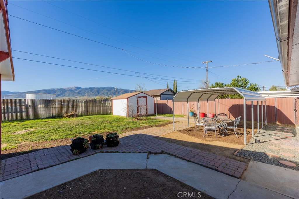 49513 Michael Tehachapi, CA 93561 - Photo 11 of 39