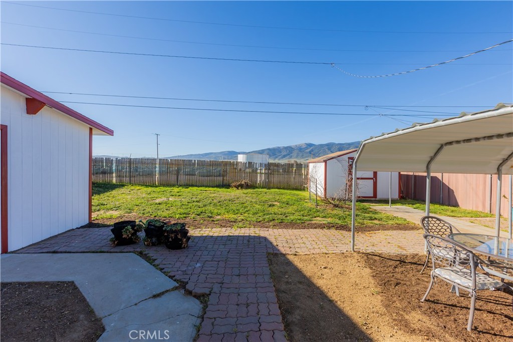 49513 Michael Tehachapi, CA 93561 - Photo 12 of 39