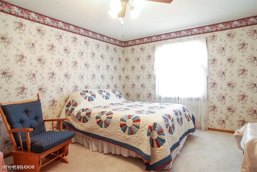 2441 Burnham Road Akron, OH 44333 - Photo 14 of 25 Third bedroom with beautiful floral wallpaper !