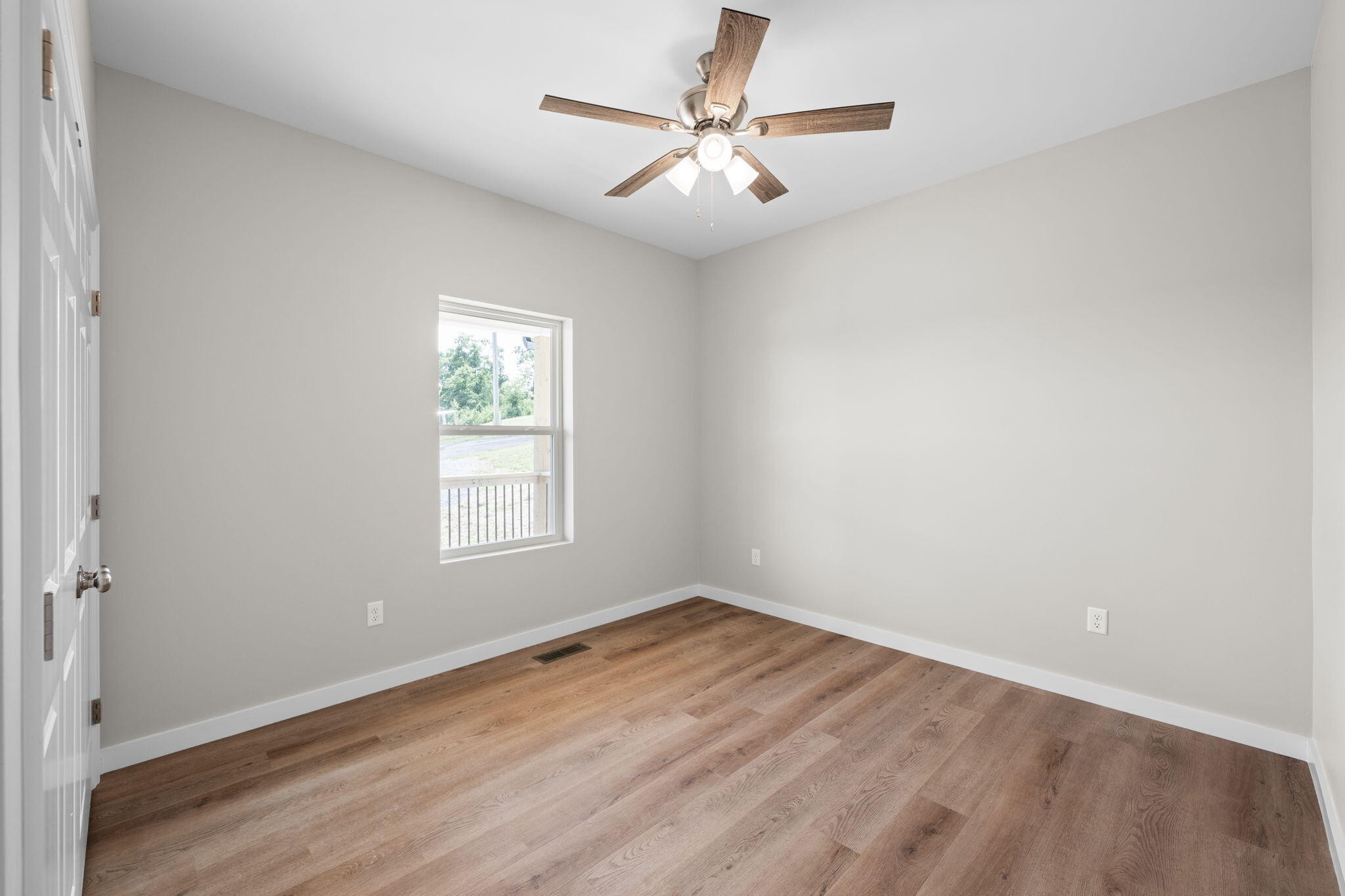 146 Young Lane Decatur, TN 37322 - Photo 28 of 40