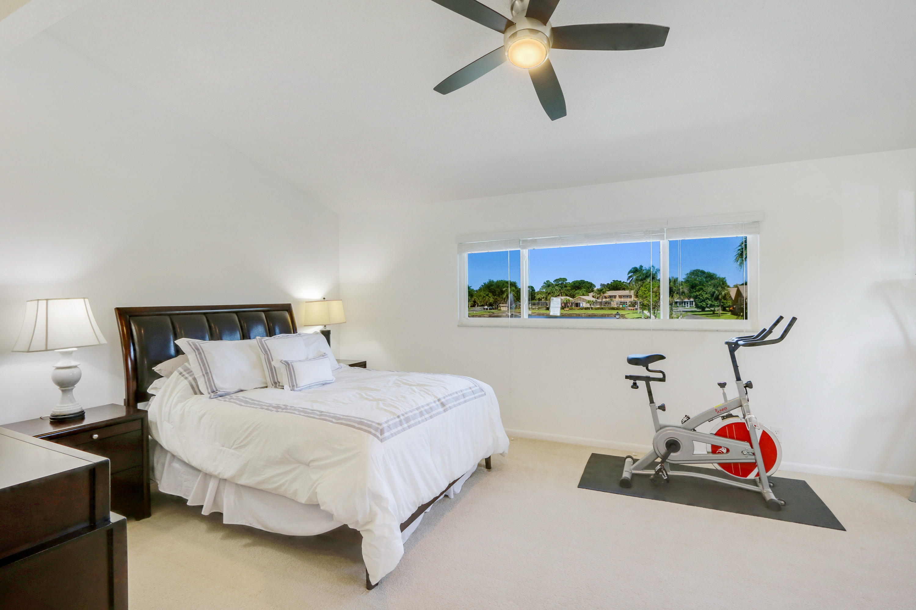 165 Maplecrest Circle Jupiter, FL 33458 - Photo 11 of 25 165 Maplecrest Cir Jupiter FL-print-011-