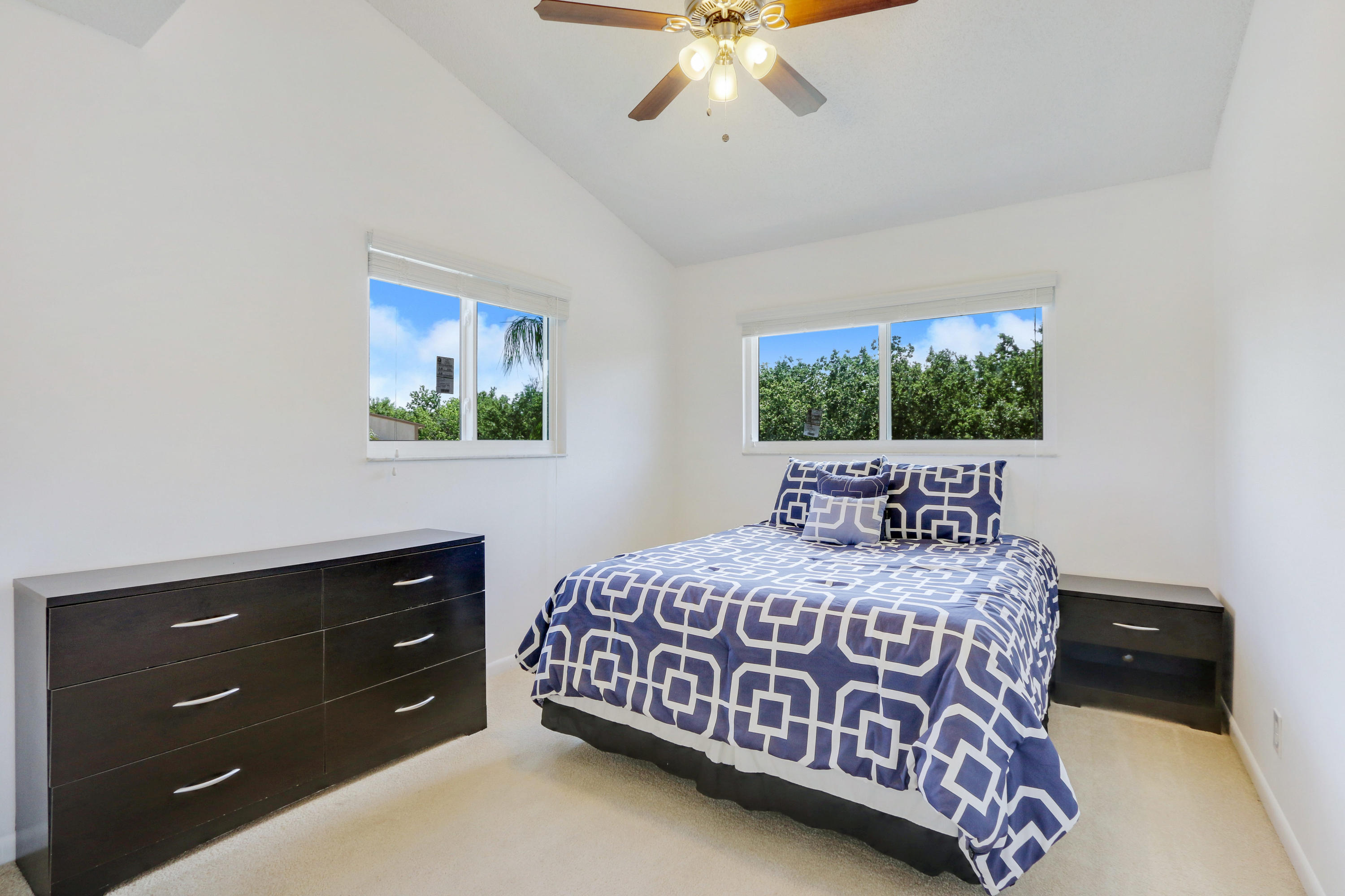 165 Maplecrest Circle Jupiter, FL 33458 - Photo 14 of 25 165 Maplecrest Cir Jupiter FL-print-015-