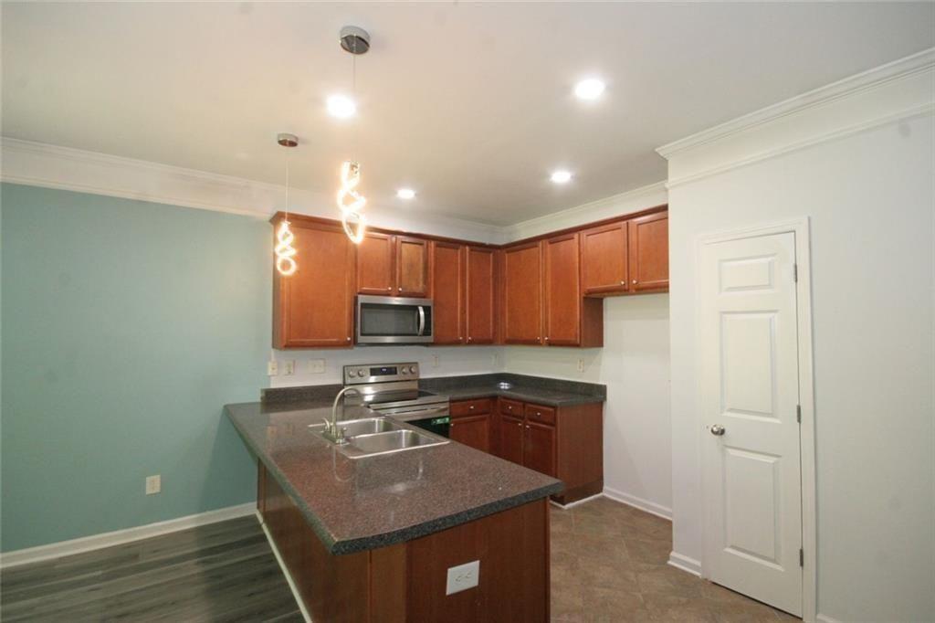 4991 Lower Elm Street Atlanta, GA 30349 - Photo 2 of 21