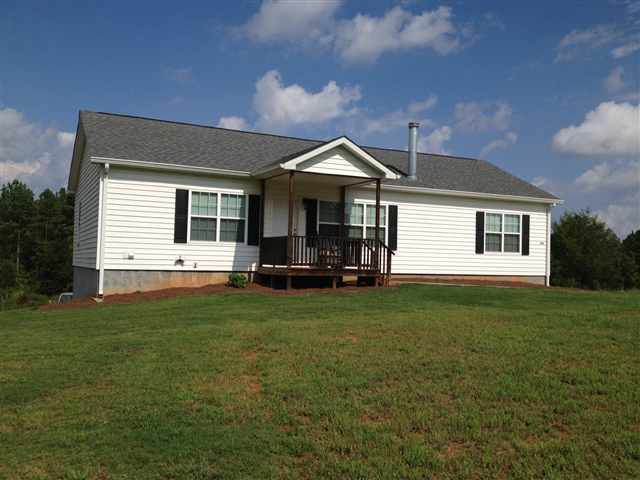 374 Barksdale Road Iva, SC 29655 - Photo 1 of 18