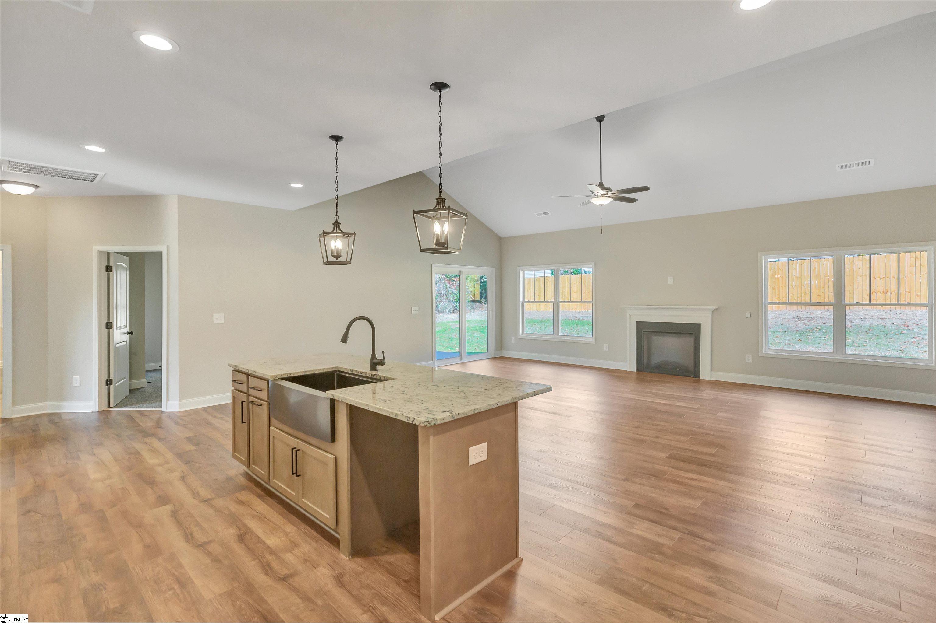 617 Regency Circle Anderson, SC 29625 - Photo 13 of 28
