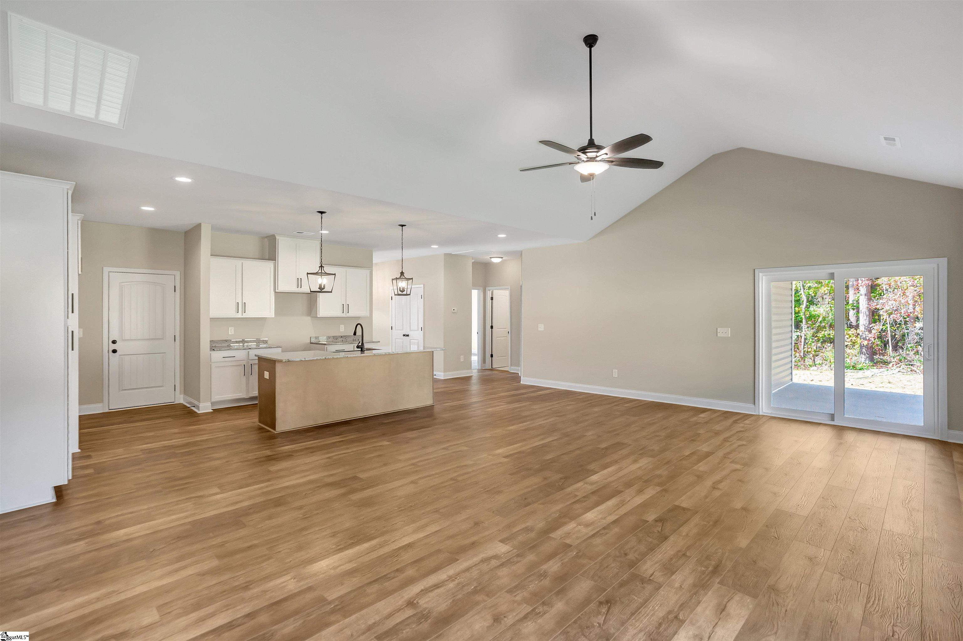617 Regency Circle Anderson, SC 29625 - Photo 10 of 28