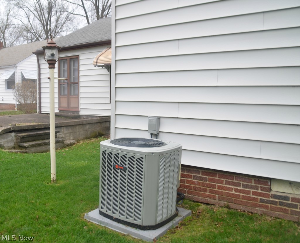 147 Brush Road Cleveland, OH 44143 - Photo 19 of 21 Gallery Image 19