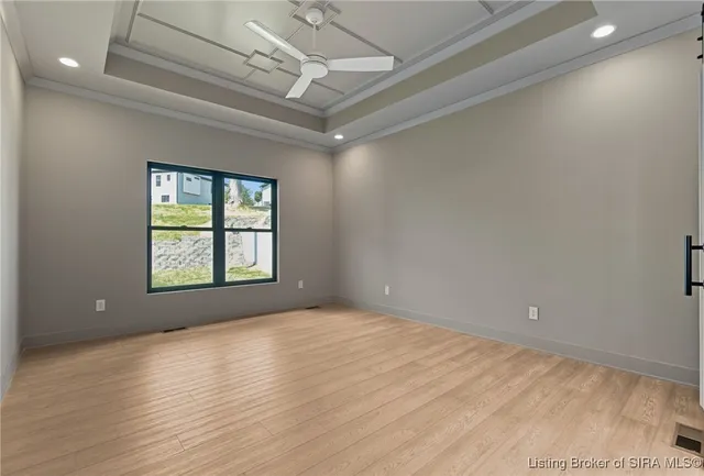 $649,000 | 715 Lillian Way, Jeffersonville, IN 47130