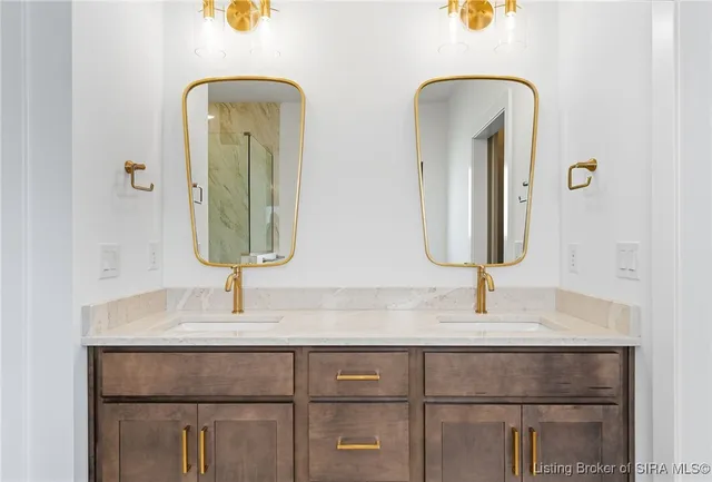 $649,000 | 715 Lillian Way, Jeffersonville, IN 47130