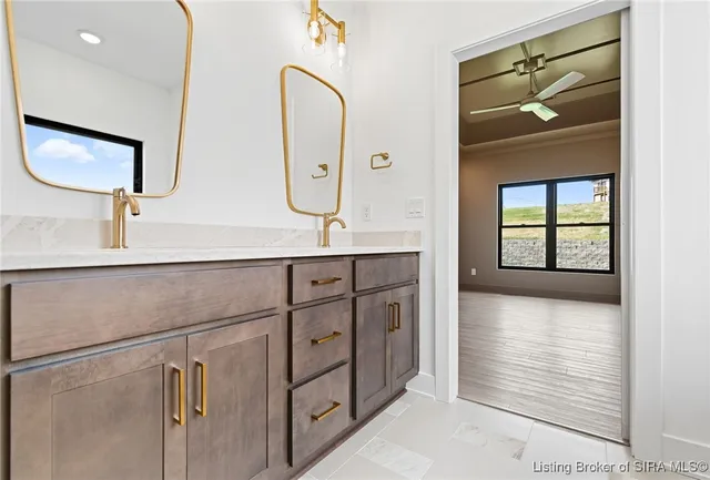 $649,000 | 715 Lillian Way, Jeffersonville, IN 47130