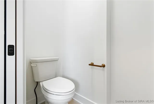 $649,000 | 715 Lillian Way, Jeffersonville, IN 47130