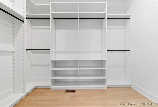 $649,000 | 715 Lillian Way, Jeffersonville, IN 47130