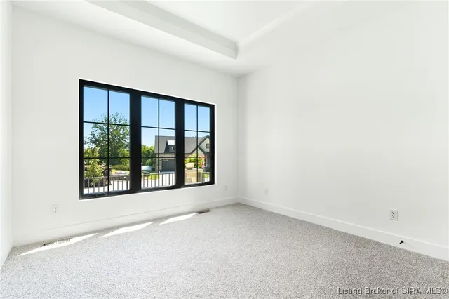 $649,000 | 715 Lillian Way, Jeffersonville, IN 47130