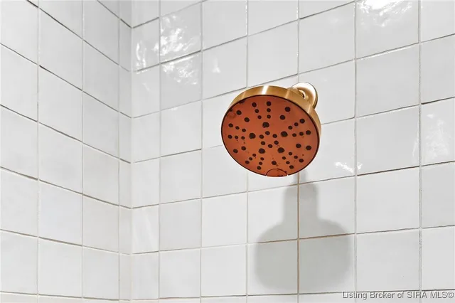 $649,000 | 715 Lillian Way, Jeffersonville, IN 47130