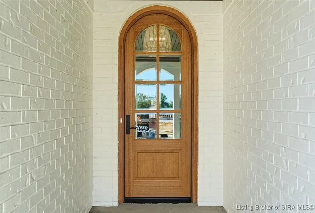 $649,000 | 715 Lillian Way, Jeffersonville, IN 47130