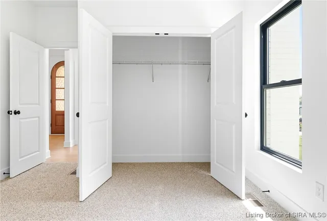 $649,000 | 715 Lillian Way, Jeffersonville, IN 47130