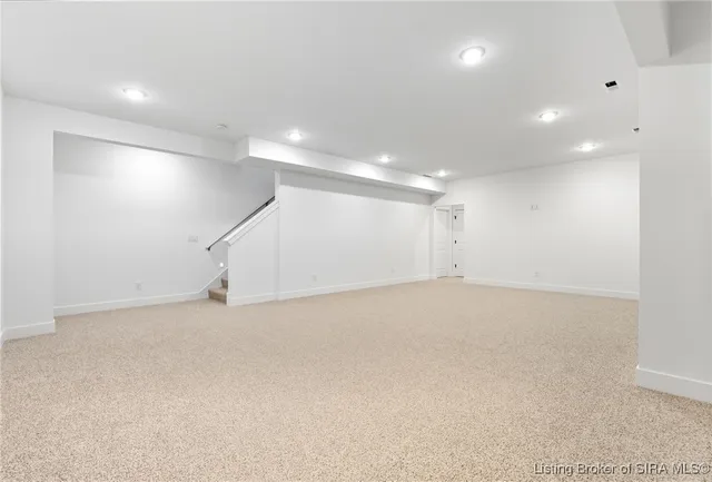 $649,000 | 715 Lillian Way, Jeffersonville, IN 47130