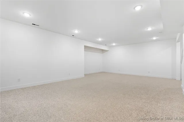 $649,000 | 715 Lillian Way, Jeffersonville, IN 47130