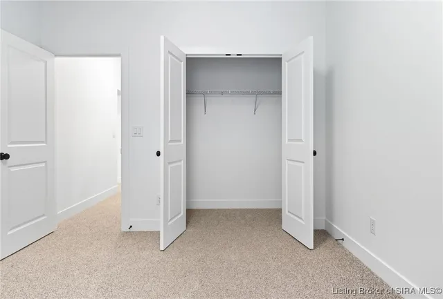 $649,000 | 715 Lillian Way, Jeffersonville, IN 47130