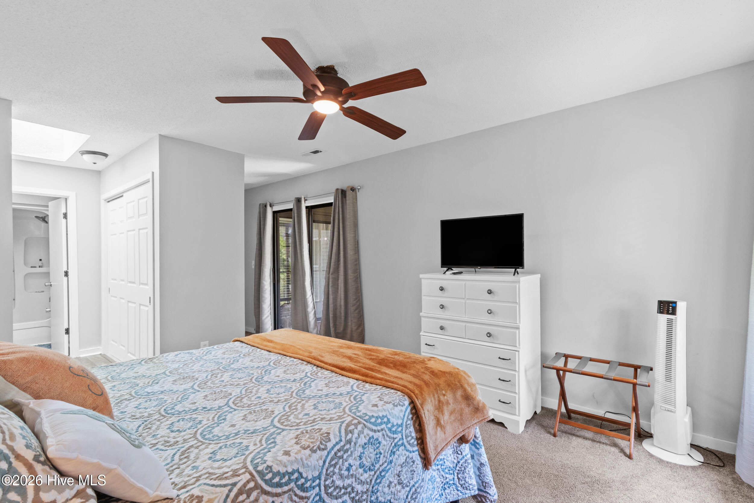 718 Azalea Drive, Unit 458 Hampstead, NC 28443 - Photo 24 of 38 25_bedroom