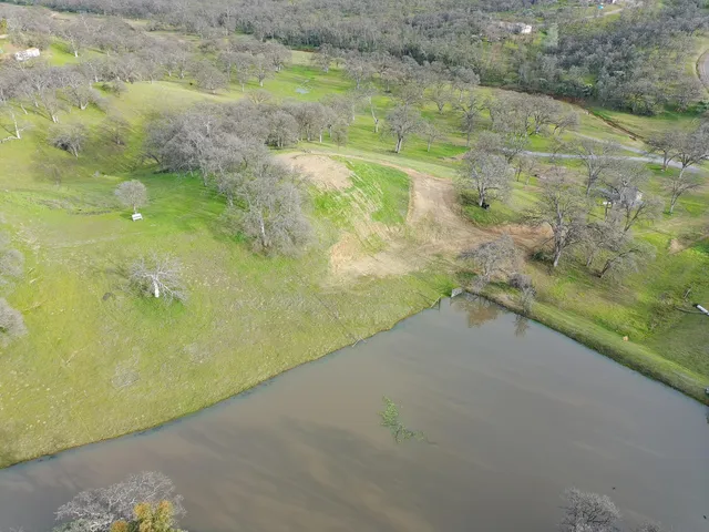 a view of a lake view