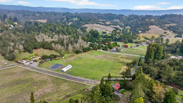 $998,500 | 885 Larkin Valley Road, Watsonville, CA 95076
