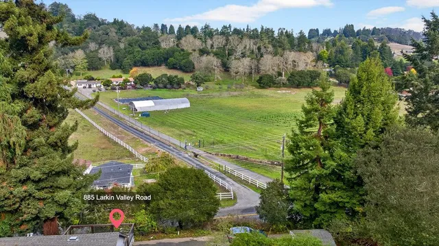 $998,500 | 885 Larkin Valley Road, Watsonville, CA 95076