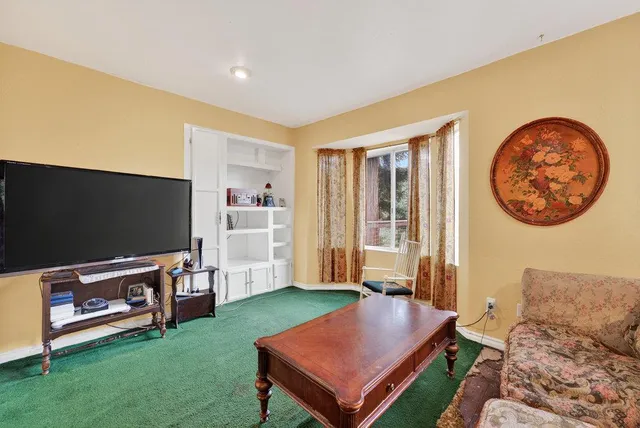 $998,500 | 885 Larkin Valley Road, Watsonville, CA 95076