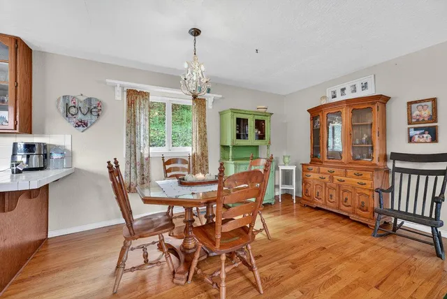 $998,500 | 885 Larkin Valley Road, Watsonville, CA 95076