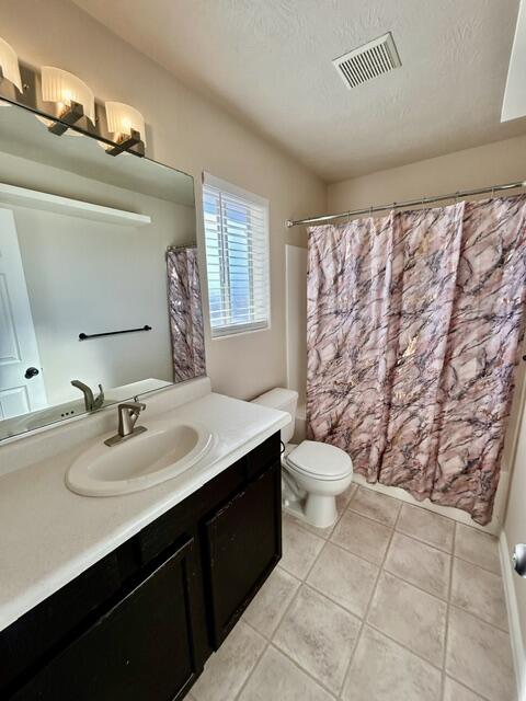 617 West Evans Ridge Circle, Unit 4 Washington, UT 84780 - Photo 13 of 16 Bathroom