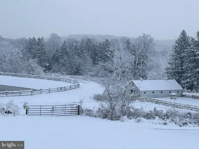 $799,000 | 415 Fairmont Drive, Chester Springs, PA 19425