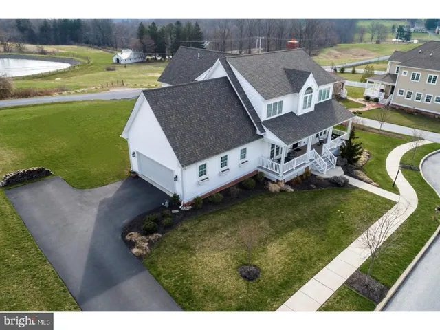 $799,000 | 415 Fairmont Drive, Chester Springs, PA 19425