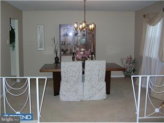 27 Rotterdam Road West Holland, PA 18966 - Photo 3 of 12