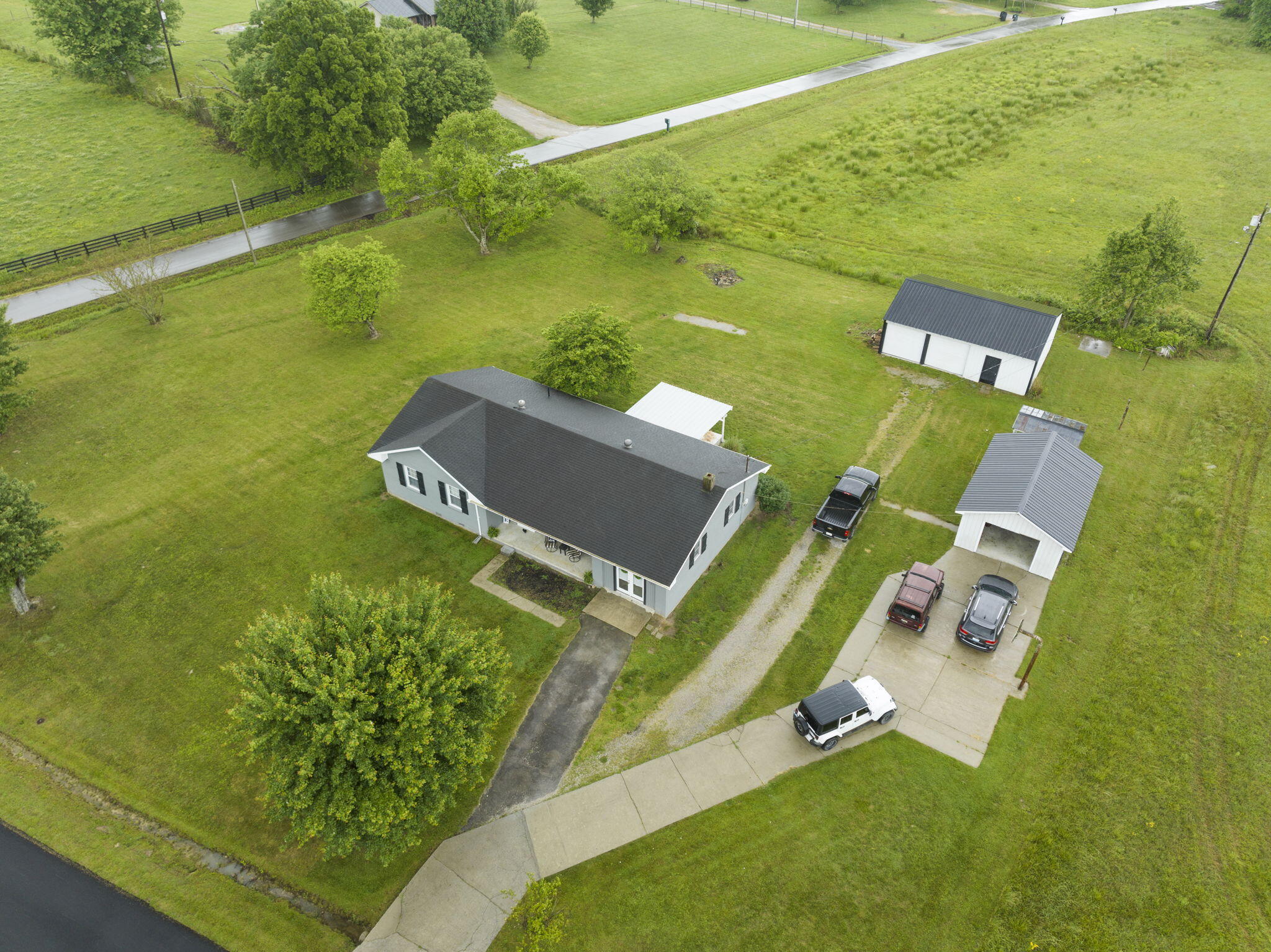 525 Tabor Road Jeffersonville, KY 40337 - Photo 43 of 44 3-web-or-mls-Copy of DJI_0473