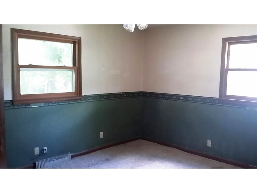 3533 Redbud Road Northeast Cedar Rapids, IA 52402 - Photo 6 of 12 Gallery Image 6