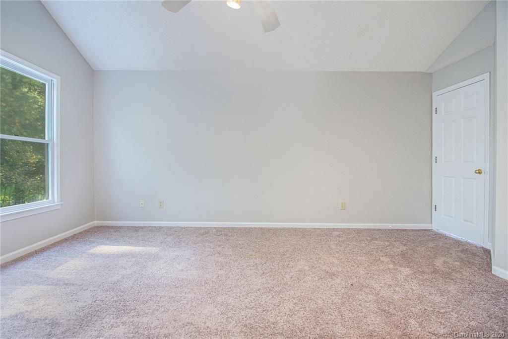 9015 Chimney Ridge Trail Charlotte, NC 28269 - Photo 20 of 23