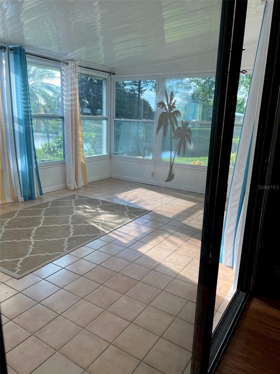 1001 Starkey Road, Unit 177 Largo, FL 33771 - Photo 18 of 44 a view of backyard and window